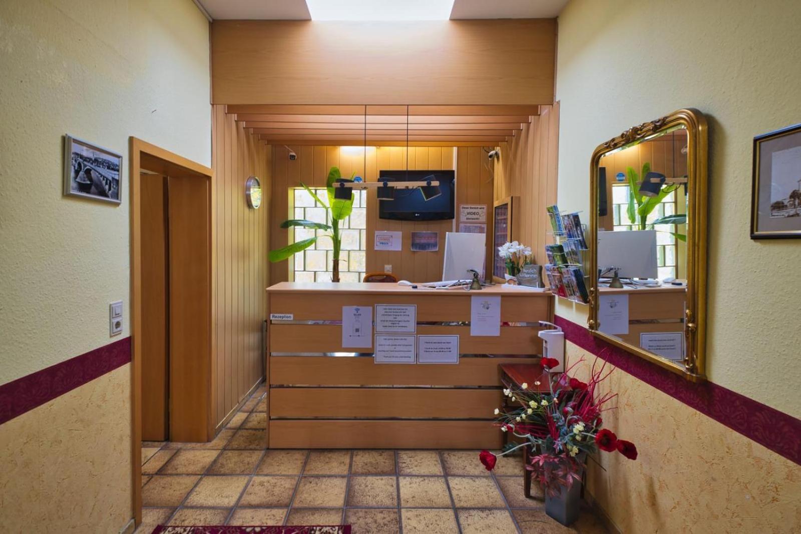 Hotel Krone Riesling トリッテンハイム エクステリア 写真