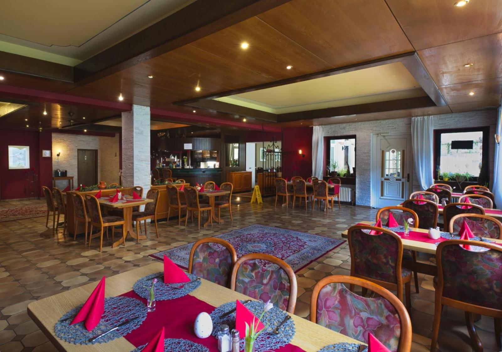Hotel Krone Riesling トリッテンハイム エクステリア 写真